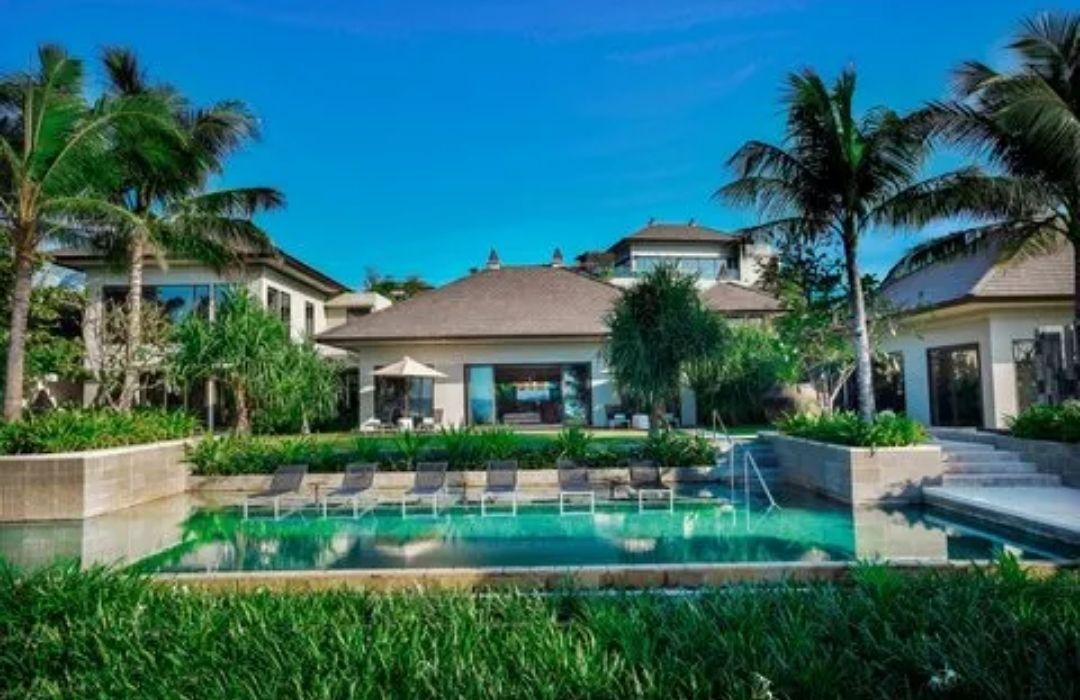 the ritz carlton bali - 1